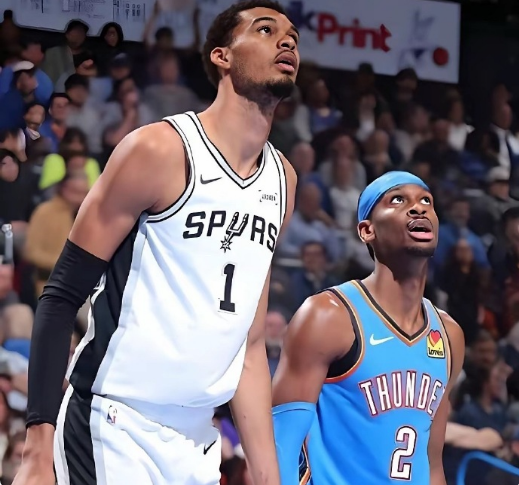 九游娱乐登录入口-NBA官方战力榜：雷霆马刺稳居前二绿军升第三 湖人第六火箭第十